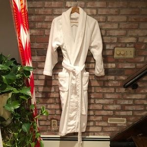 Luxury Hammacher Schlemmer Bathrobe